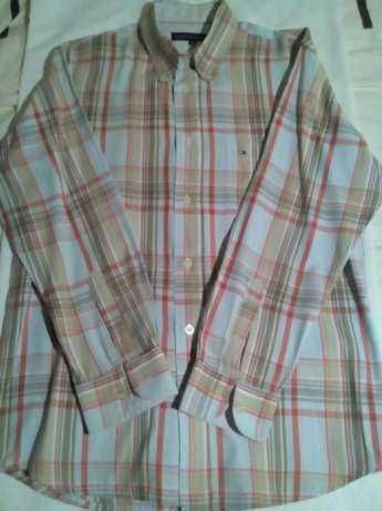 Calças Tommy Hilfiger tamanho 40 + Oferta camisa TH - Bom estado