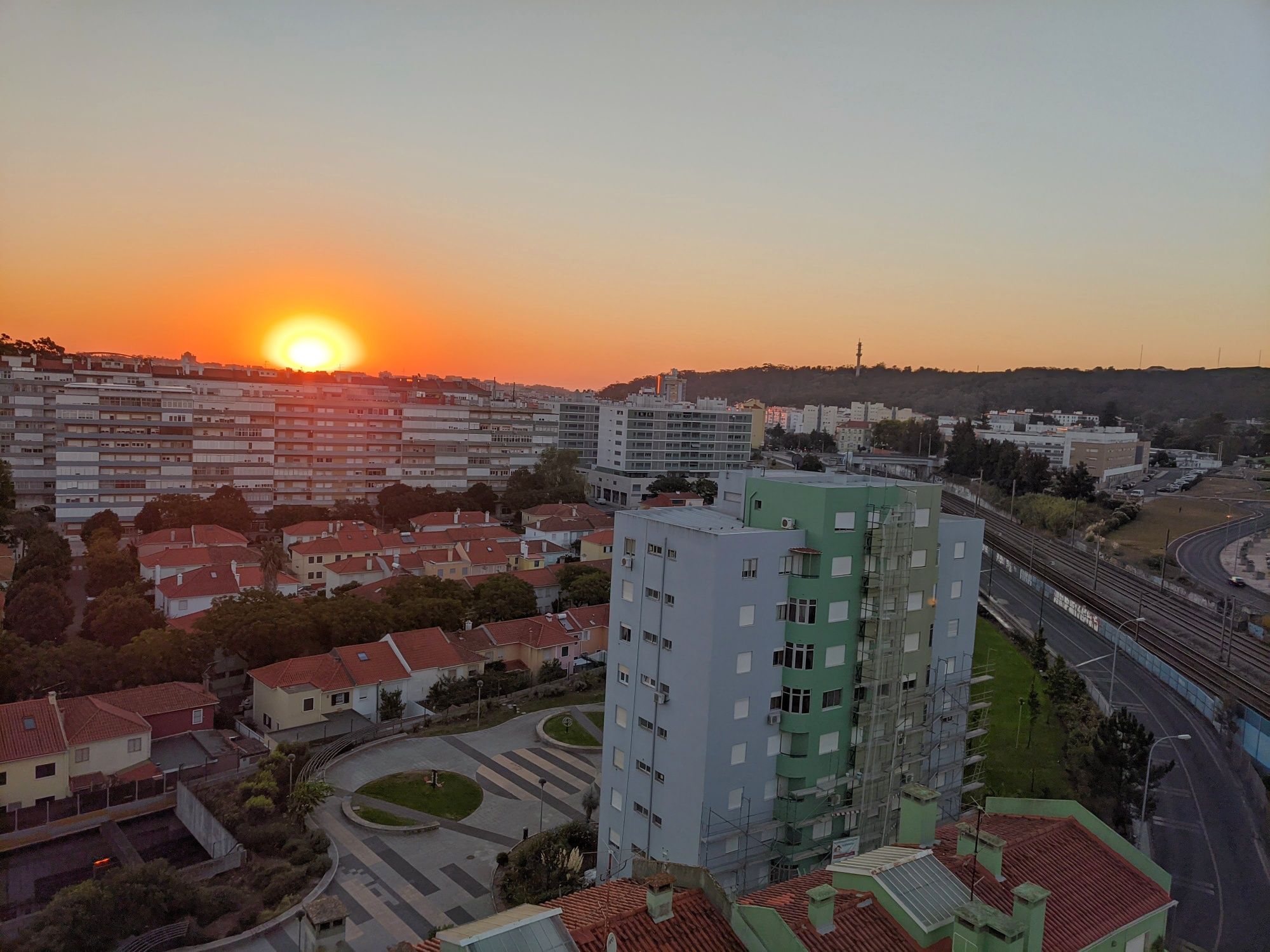 " PENTHOUSE " Portas de Benfica ". Terraço privado de 90 m2