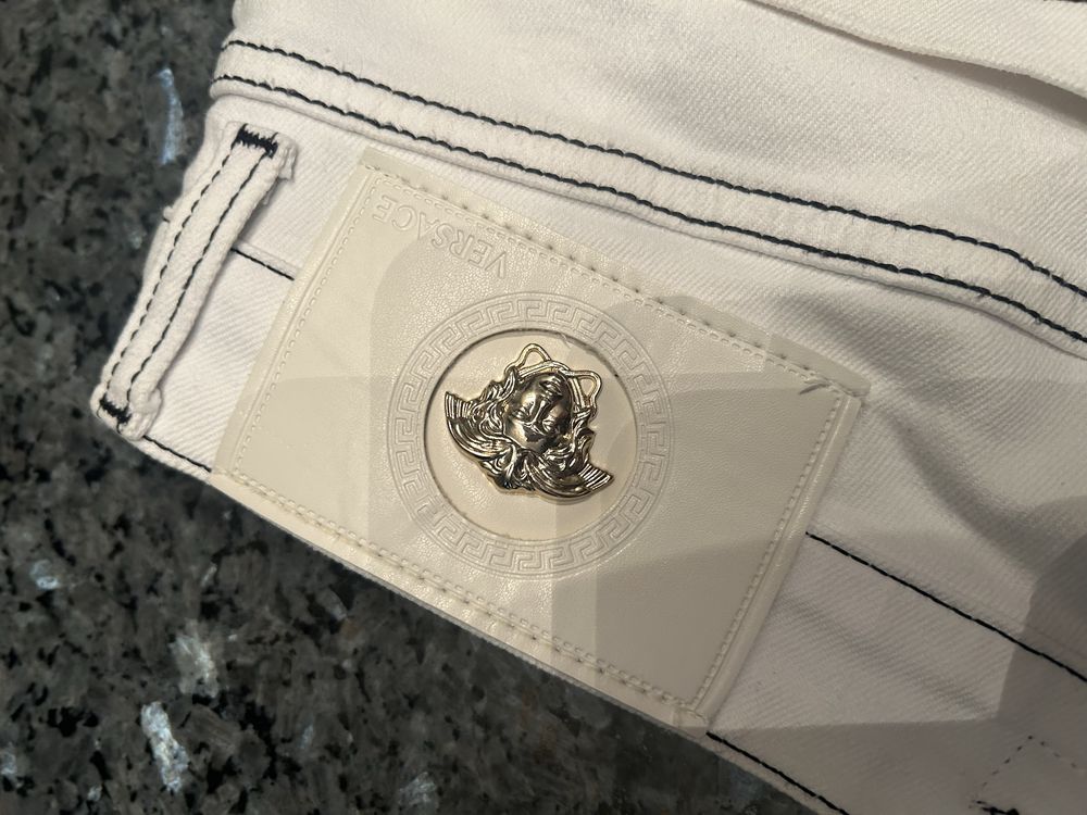Mega spodenki jeans  Versace-super napis r.M/L