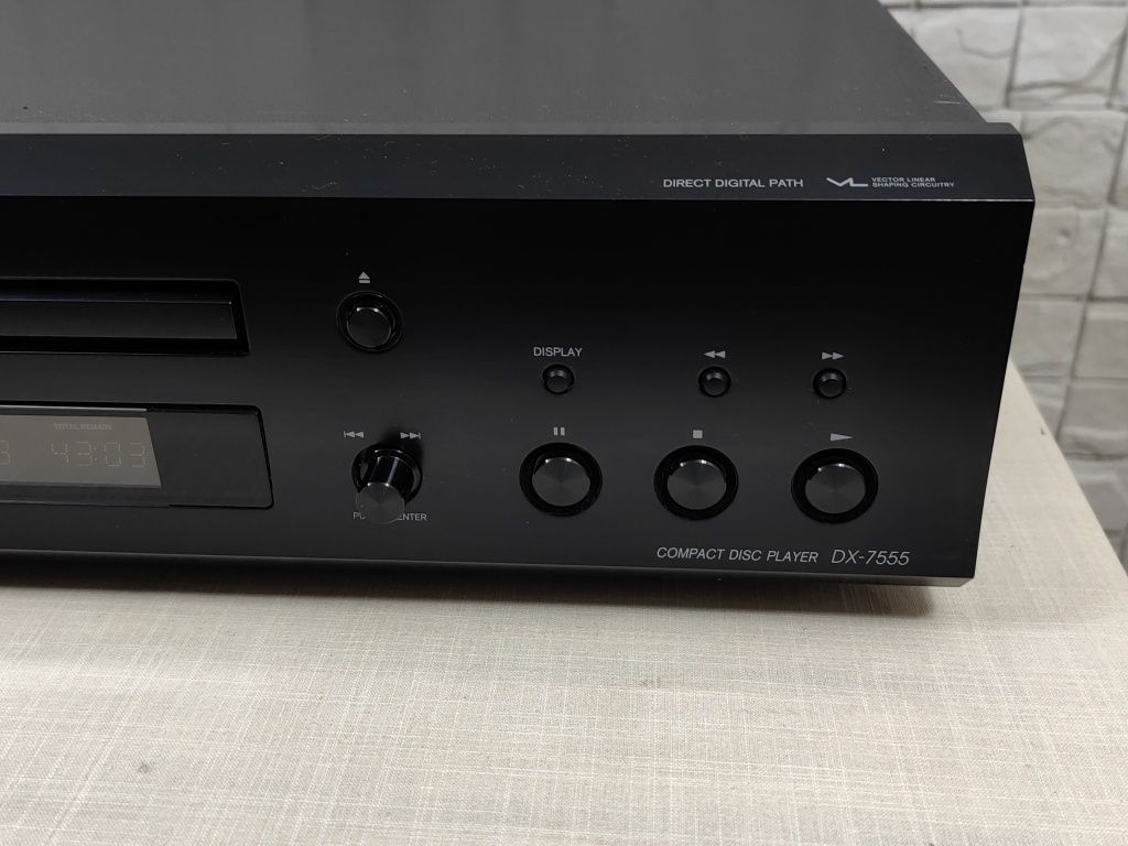 Onkyo DX-7555 Audiofilski odtwarzacz płyt CD