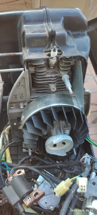 Інверторний генератор на запчастини