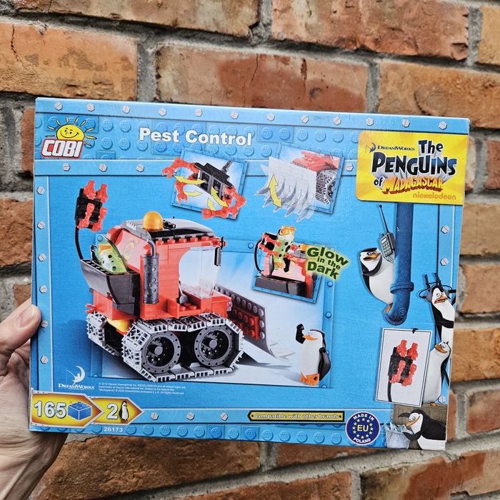 Pług Spycharka Cobi Pingwiny z Madagaskaru Zabawki W-wa KupMiChceTo