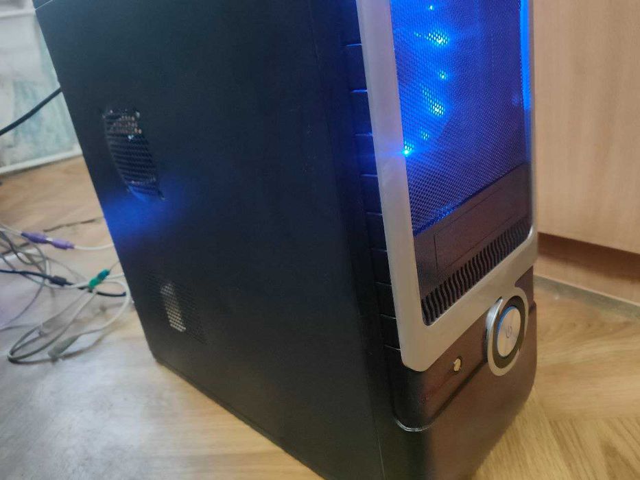 Продам комп'ютер для роботи та ігор
