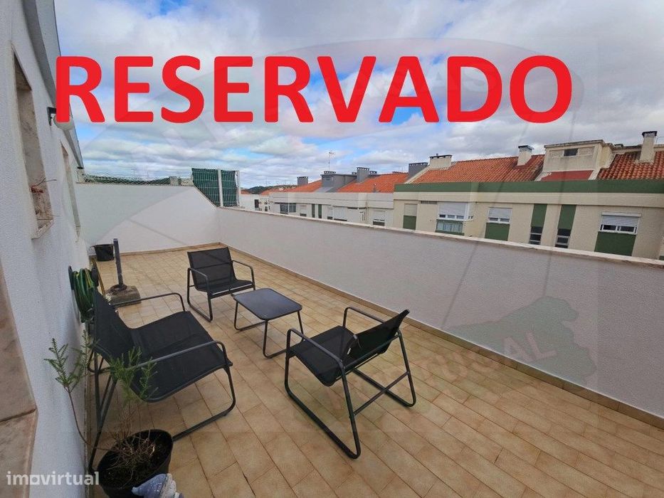 T1 com Terraço, Monte Abraão