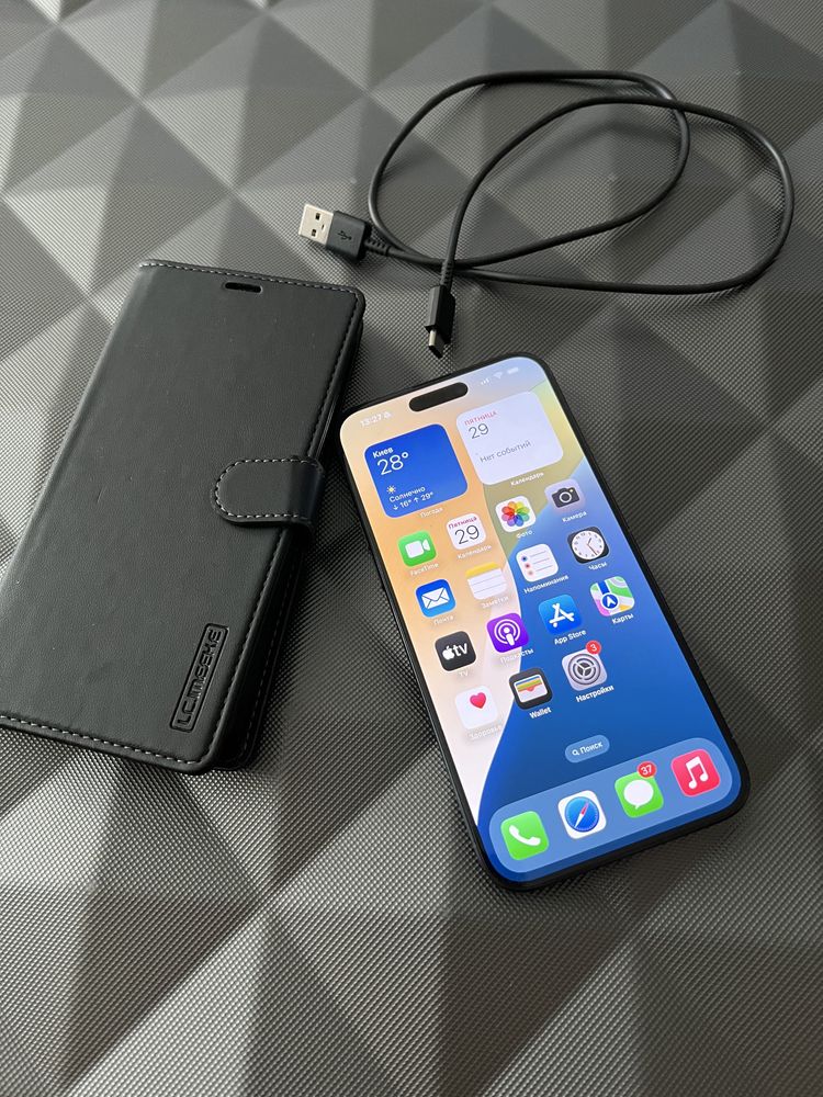 iPhone 15 Pro Max 256Gb Neverlock физ сим blue titanium