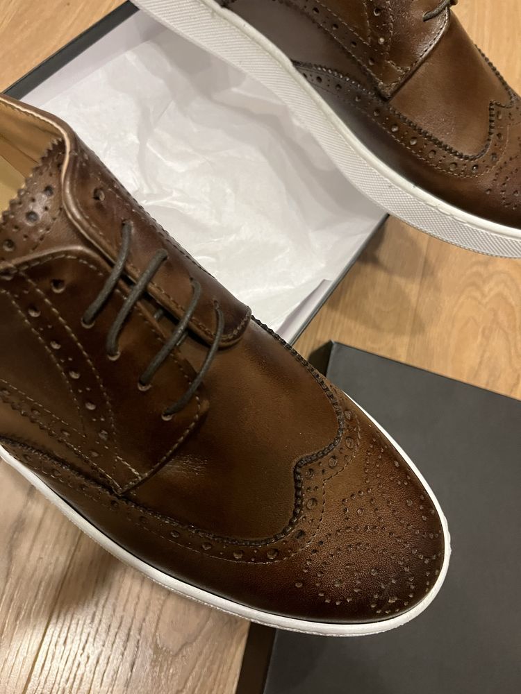 Sapatos novos nunero 44