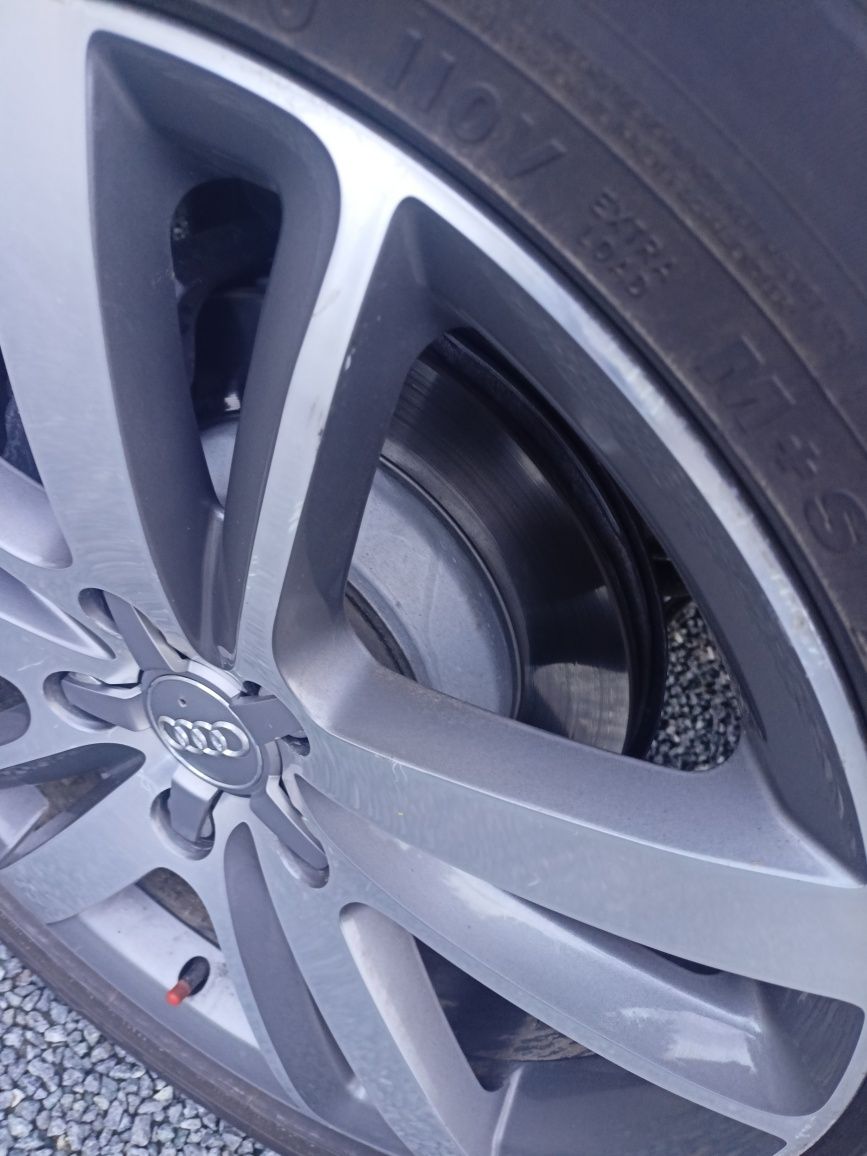 Audi Q7 S line Quattro