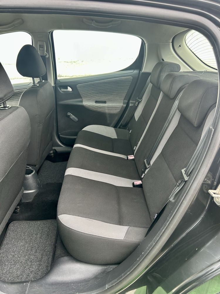 Peugeot 207 1.4i Open