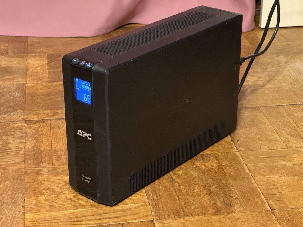 ДБЖ APC Back-ups Pro 900VA