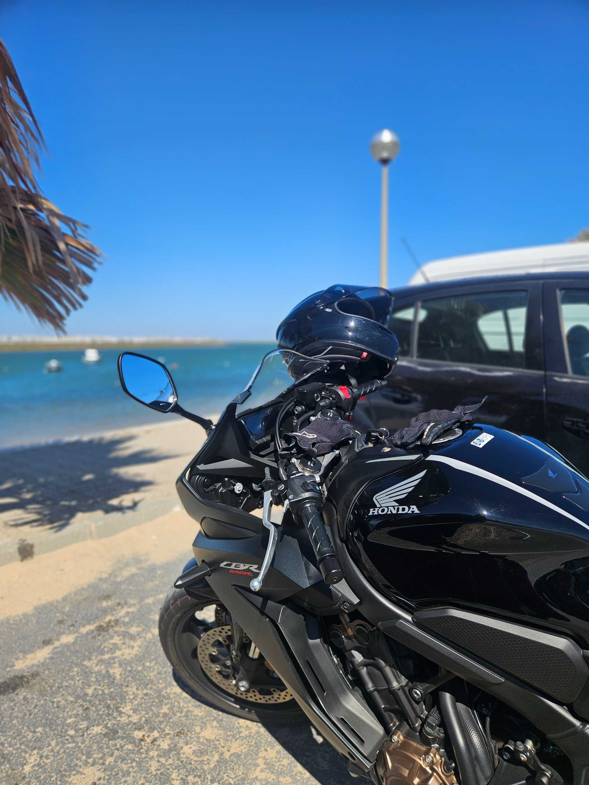 Honda  Cbr  650r