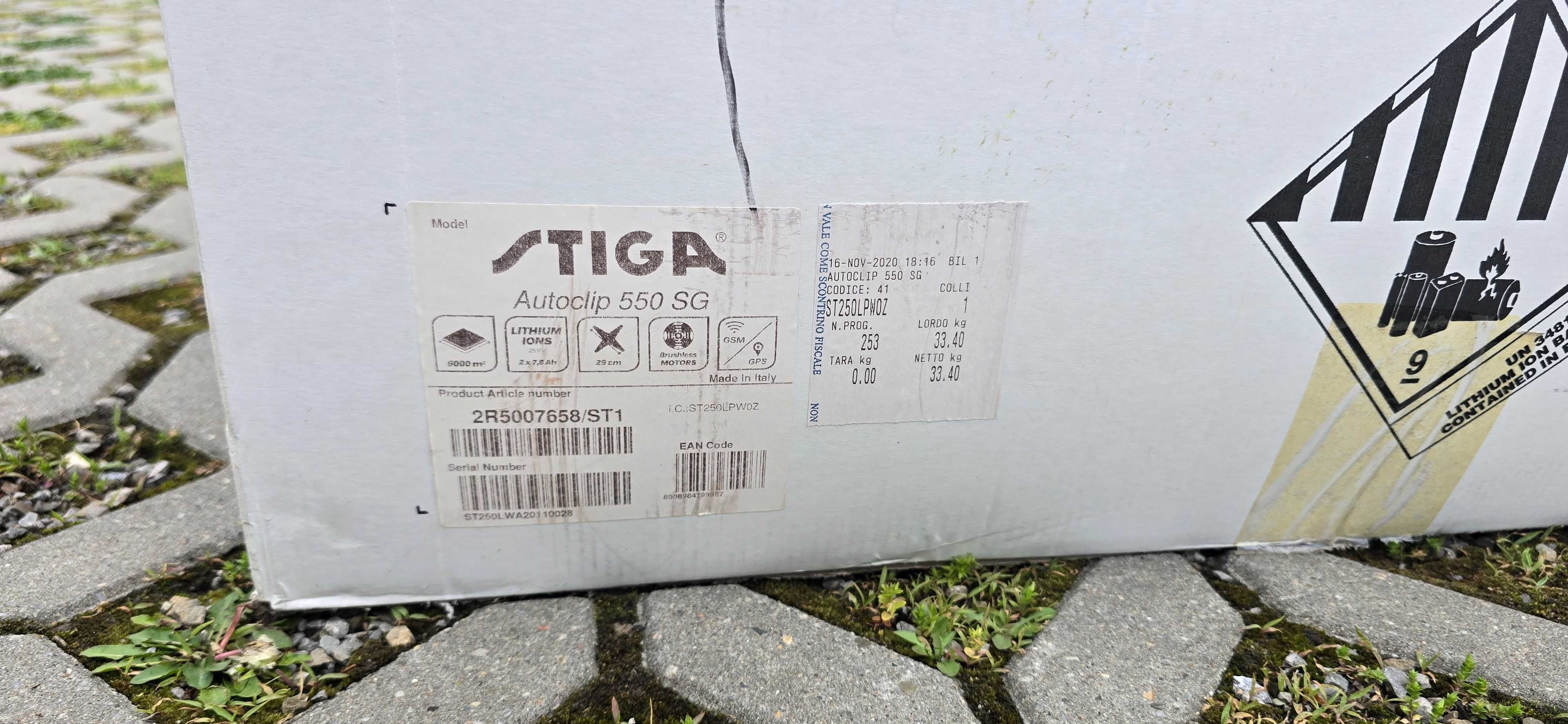 Robot koszący STIGA Autoclip 550 SG - Automatyczny - NOWY