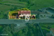 Moradia T4 c/ 376 m², jardim e riacho