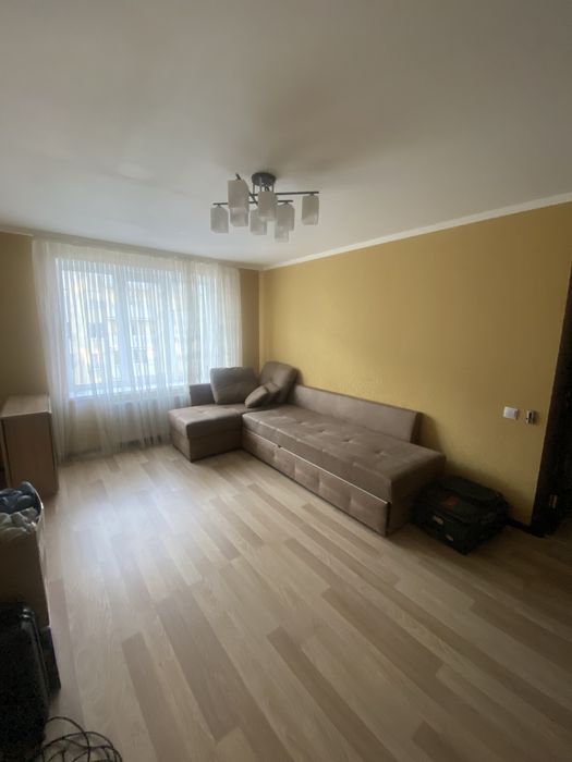 Продаж 2 к. Озерна