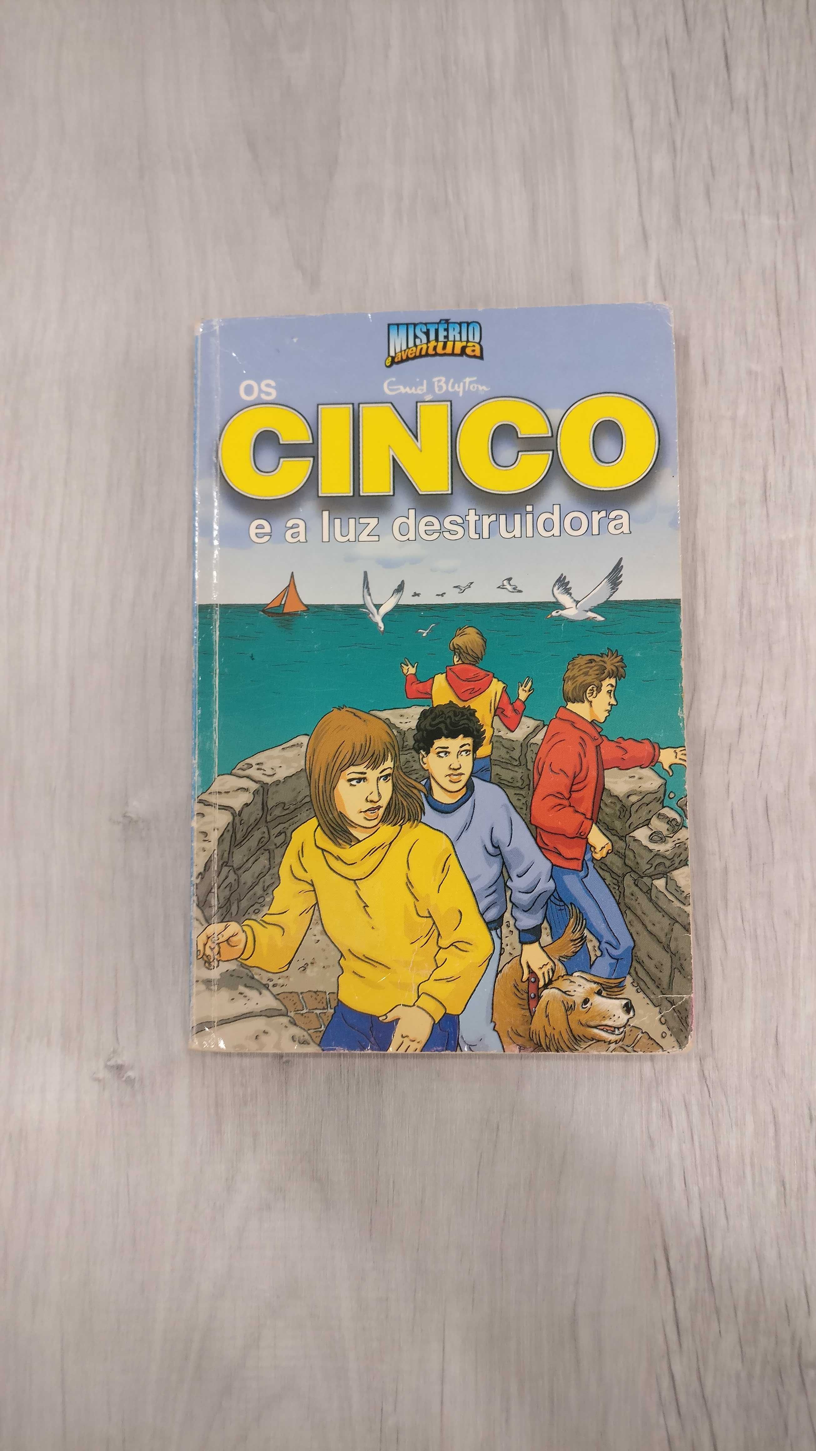 Os Cinco e a luz destruidora de Enid Blyton