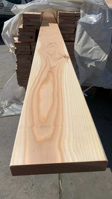 Deski tarasowe modrzew syberyjski 28x150mm ryflowana i gładka