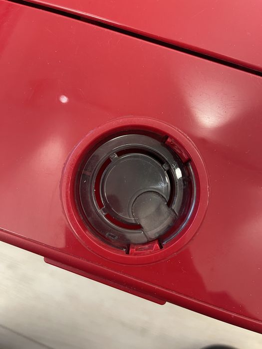 Продам кавомашину Philips EP 3363 червонa,