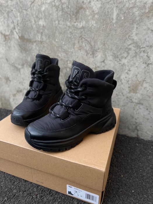 Водонепроникні зимові черевики ugg yose. оригінал.