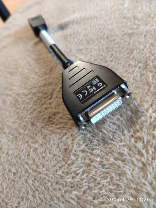 Adapter Displayport to DVI-D