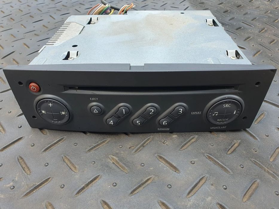 RENAULT CLIO III RADIOODTWARZACZ RADIO FABRYCZNE RENRDW330-09 8200607915