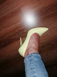 Czółenka damskie buty na obcasie szpilki 38 żółte