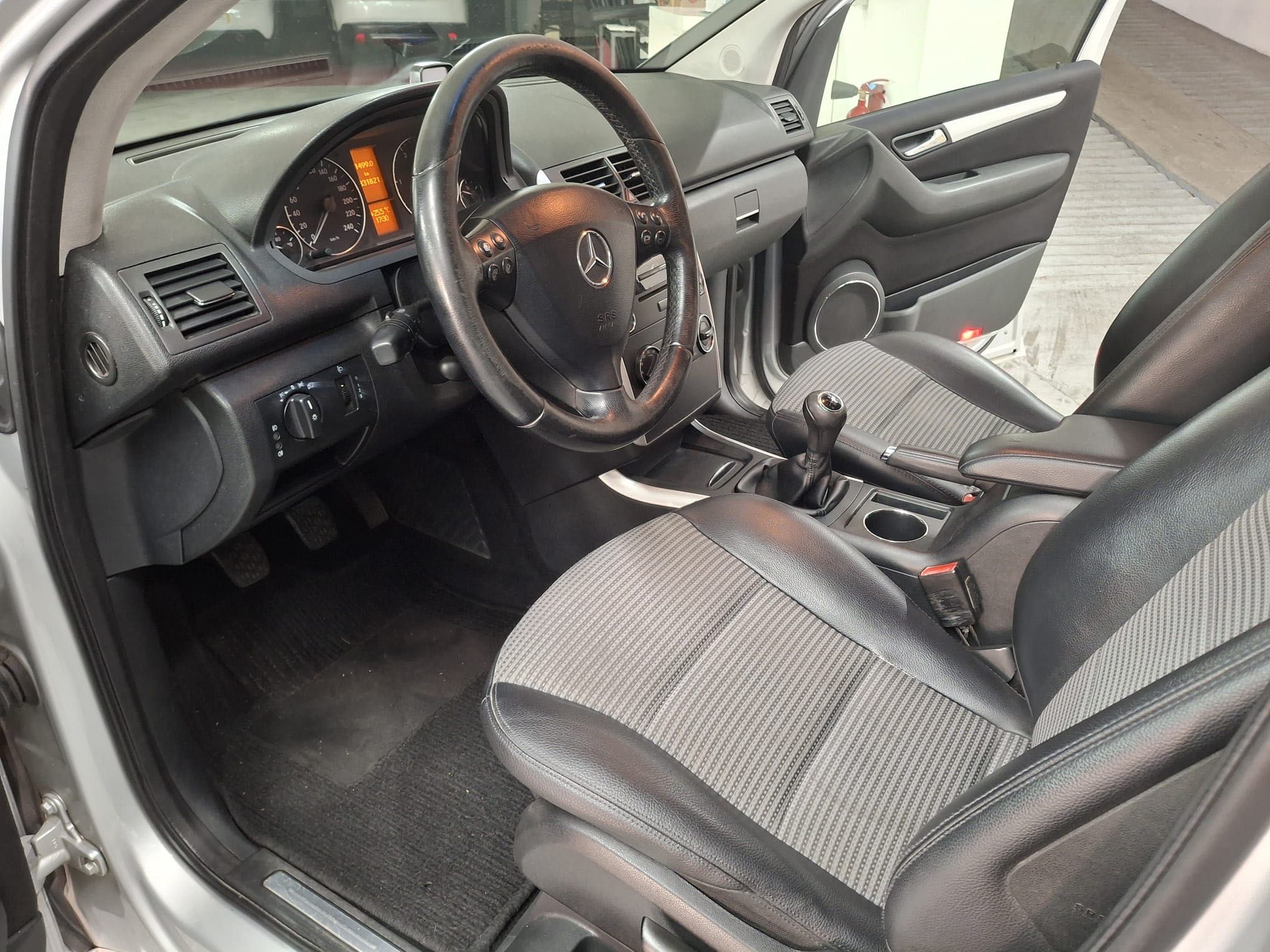 Mercedes A 200 cdi Avantgarde nacional 2009