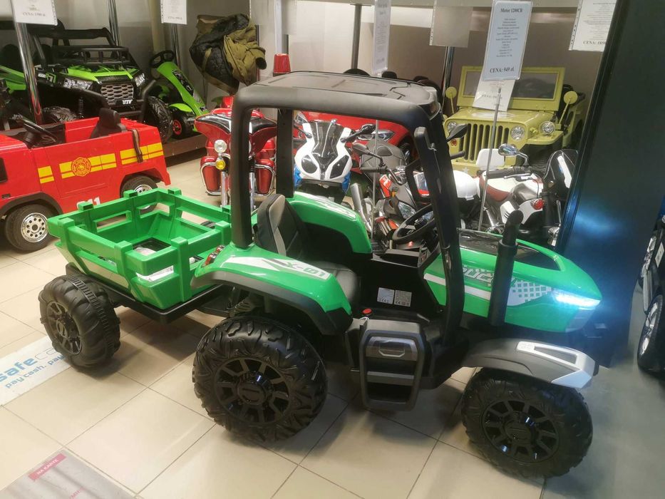 Duży traktor 400W z przyczepką auto autko pojazd samochód akumulator