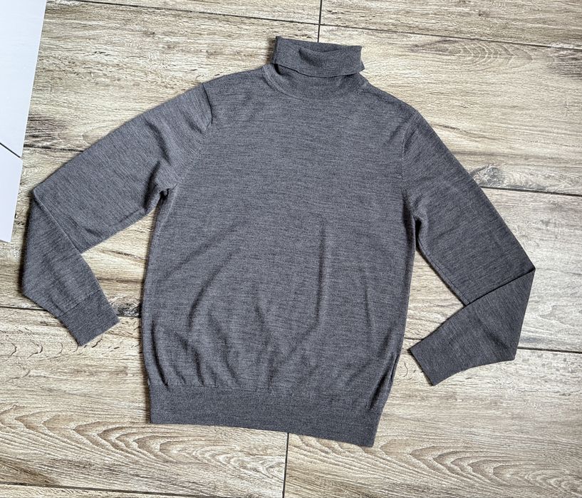 Super cieńki i lekki męski sweter Golf UNIQLO 100%  Wełna roz M