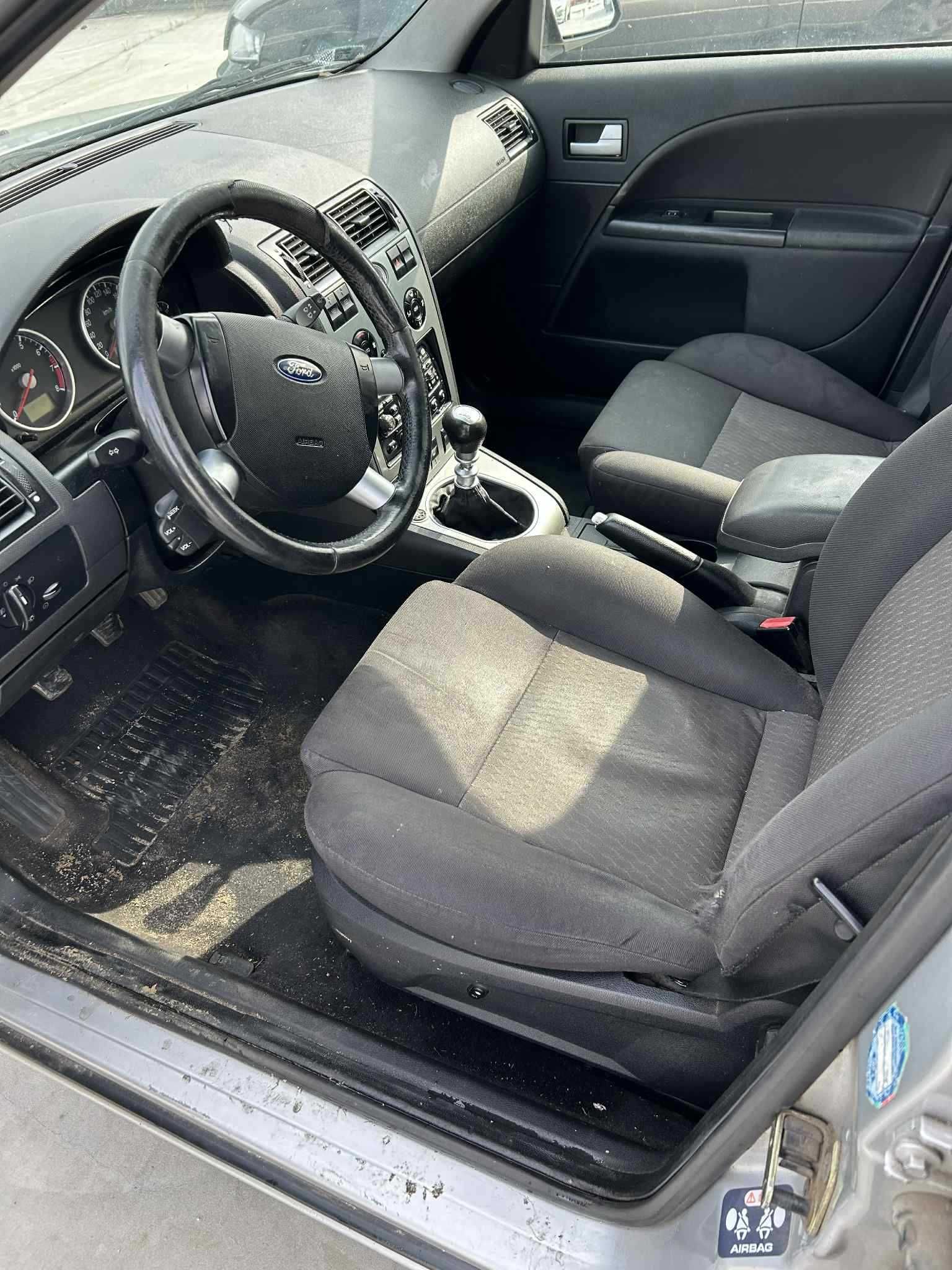 Ford Mondeo MK3 2001 1.8 B5Y/ Na części
