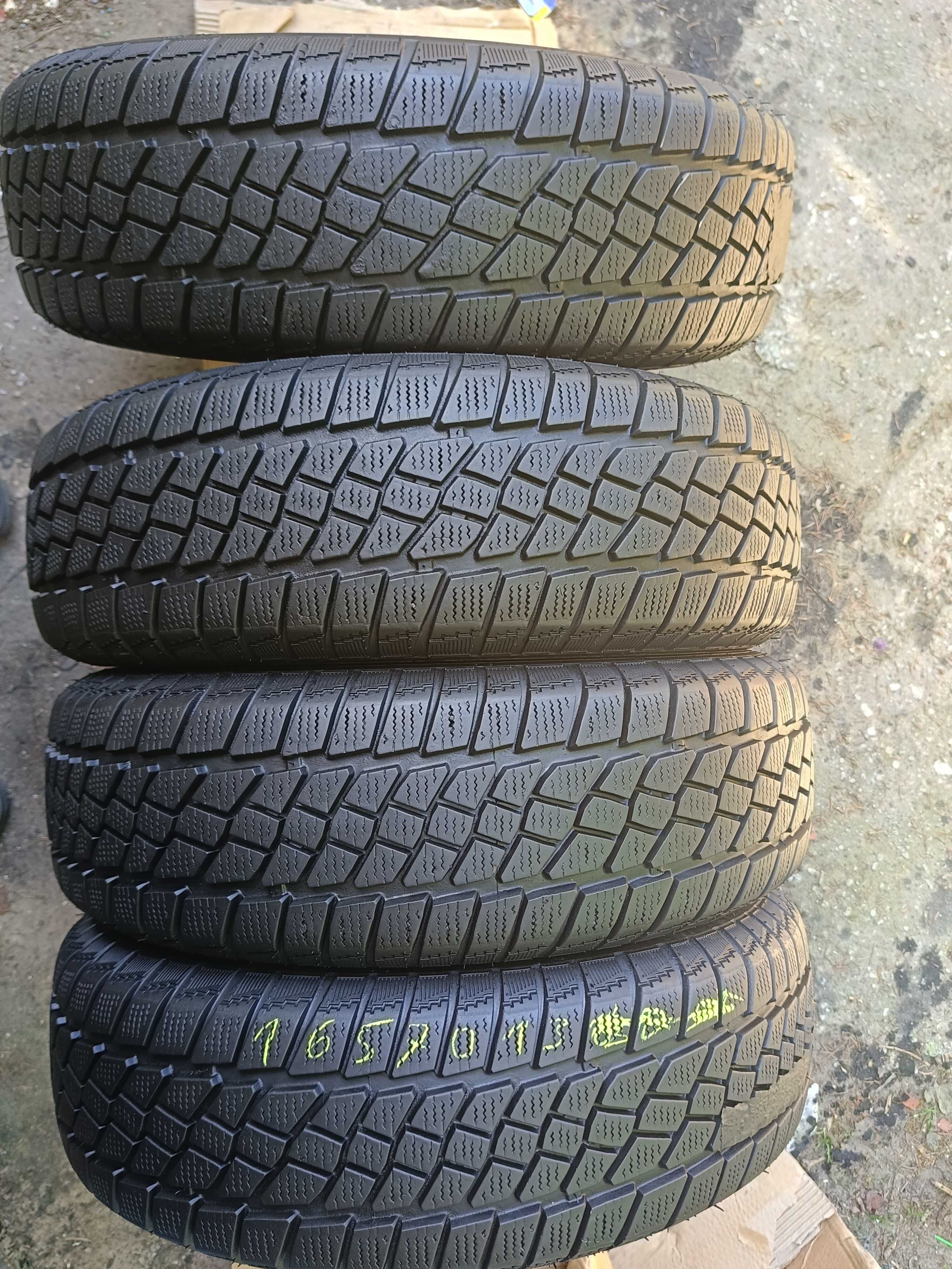 Opony zimowe 165/70r13