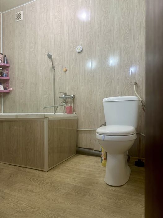 2-х є-Відновлення, чешка « 8 лікарня» 2/5, гарний стан, тепла