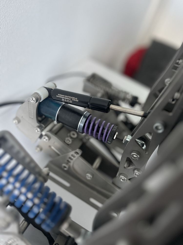 Girro Sim XR Pro, manipulatory nożne, full opcja (moza, fanatec)
