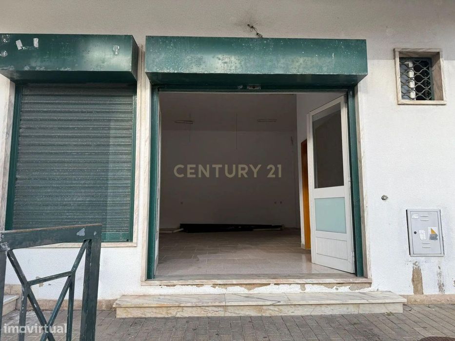 Espaço Comercial Em Valejas - Barcarena