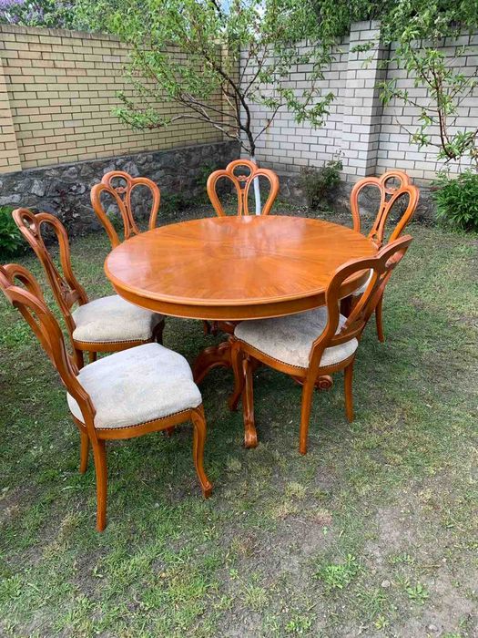 бароко 6 стільців  орех б\у