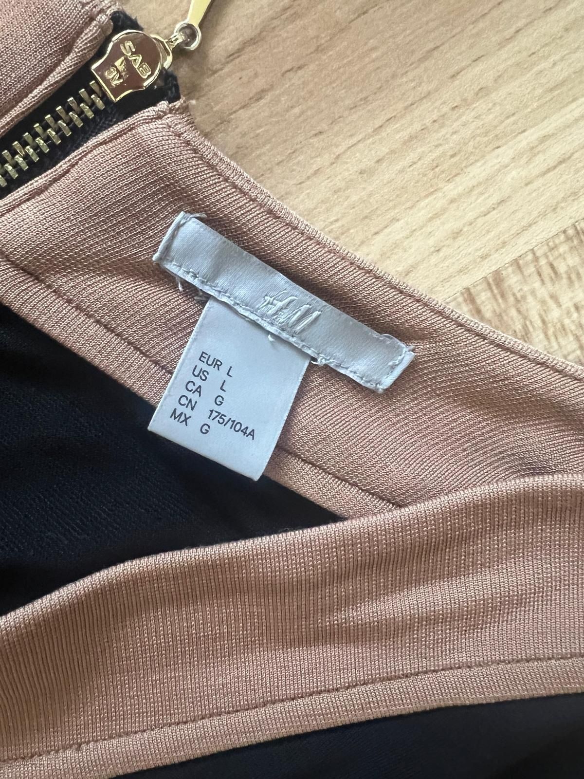 Sukienka biurowa H&M, rozmiar L