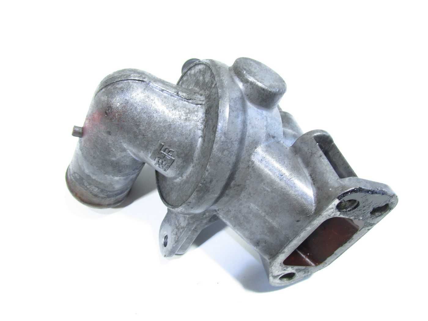 Obudowa termostatu jeep cherokee KJ 2.5 crd