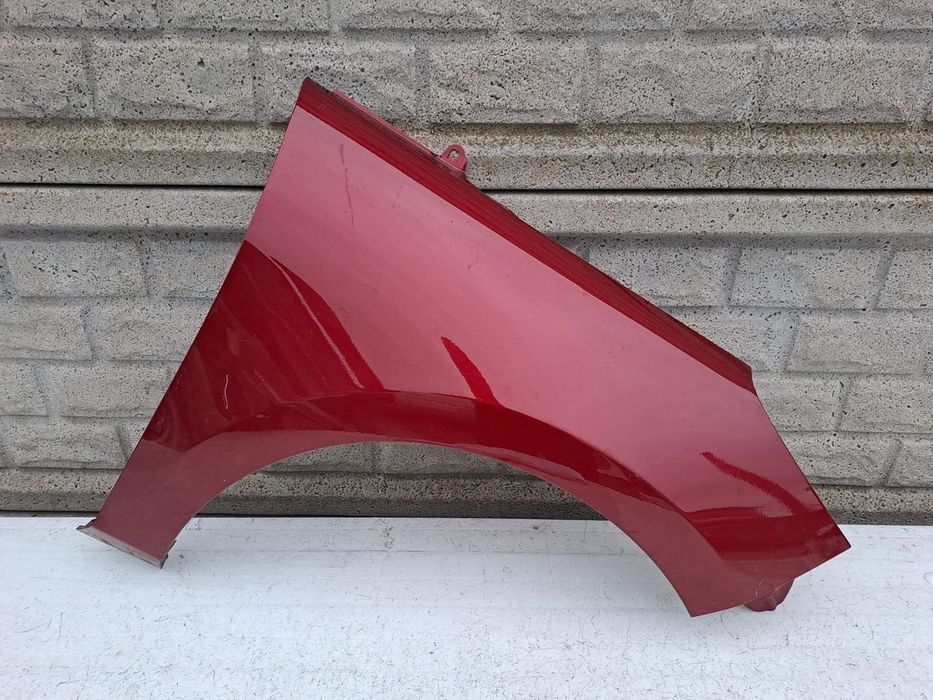 FORD FIESTA Mk8 MK 8 16-22 BŁOTNIK PRZEDNI PRAWY