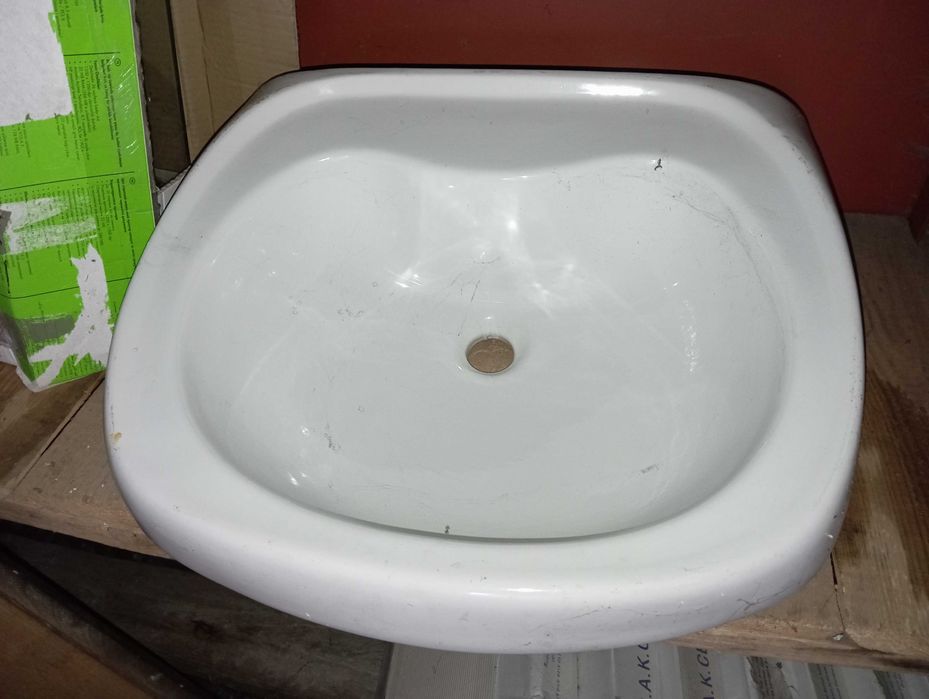 Ванна акрілова нова.