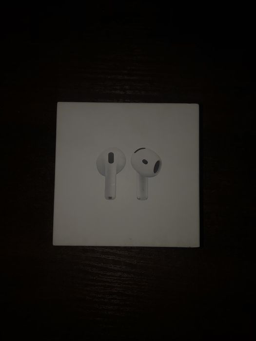 AirPods 4 оригінал