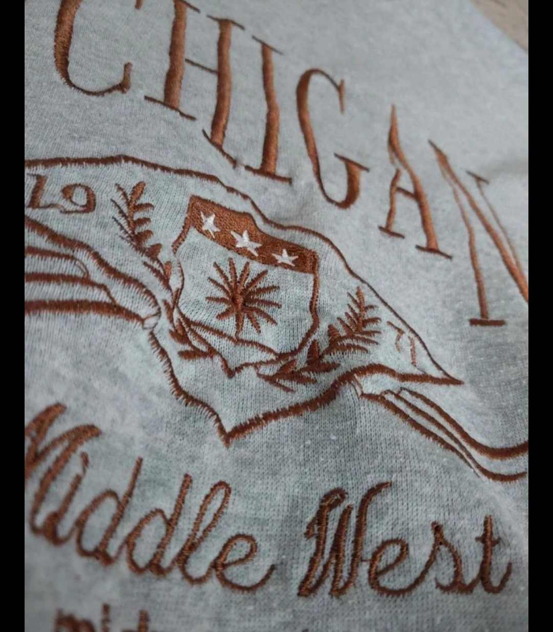 Bluza Michigan wyszywany napis