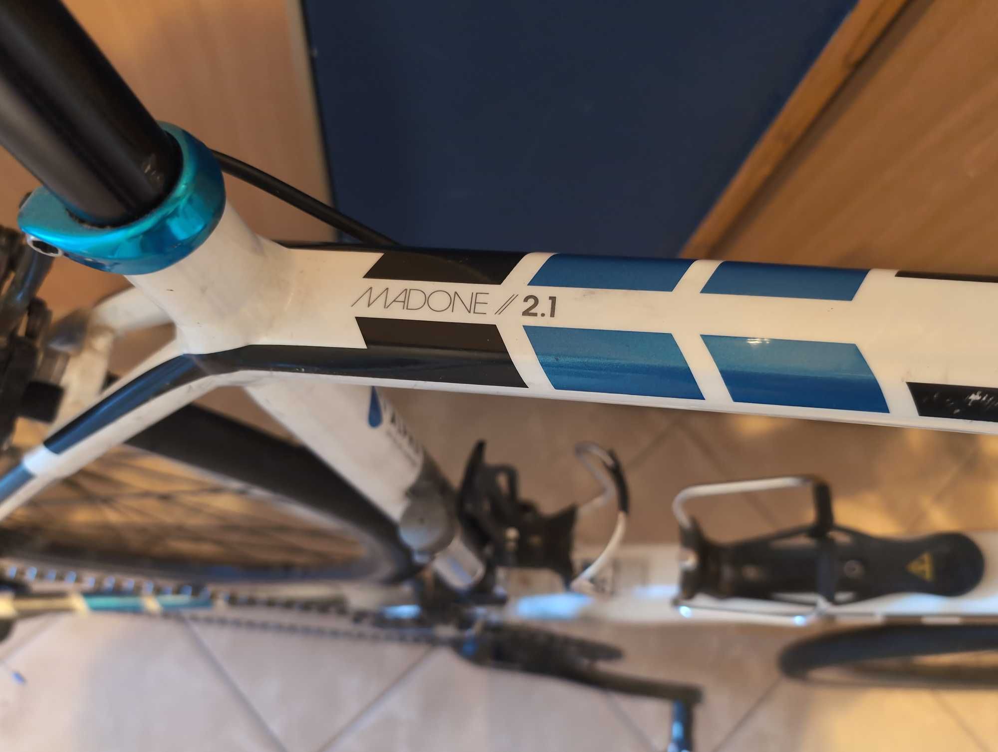 Trek Madone 2.1 – szosówka w dobrym stanie! + gratisy