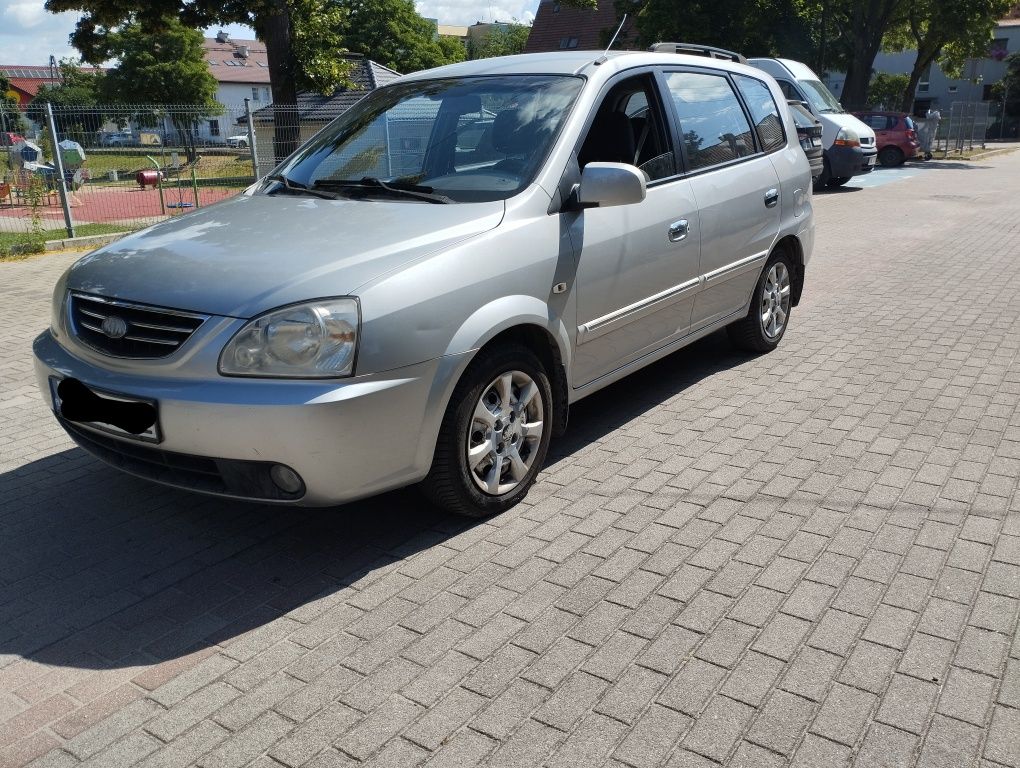 Kia Carens 2006 rok