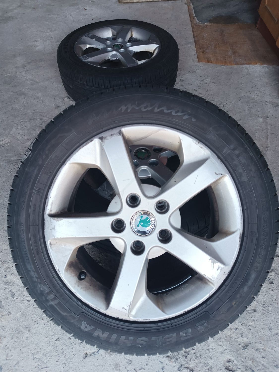 Продам шины Белшина 205/55/R16 + диски, продажа только комплект
