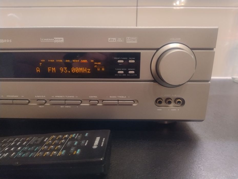 Amplituner Yamaha RX-V440 RDS + pilot