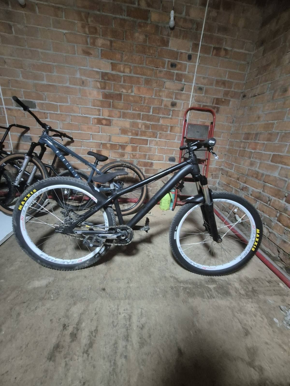Велосепед дьорт дерт стрит bike dirt street