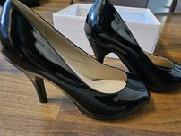 Buty szpilki czarne lakierki 36