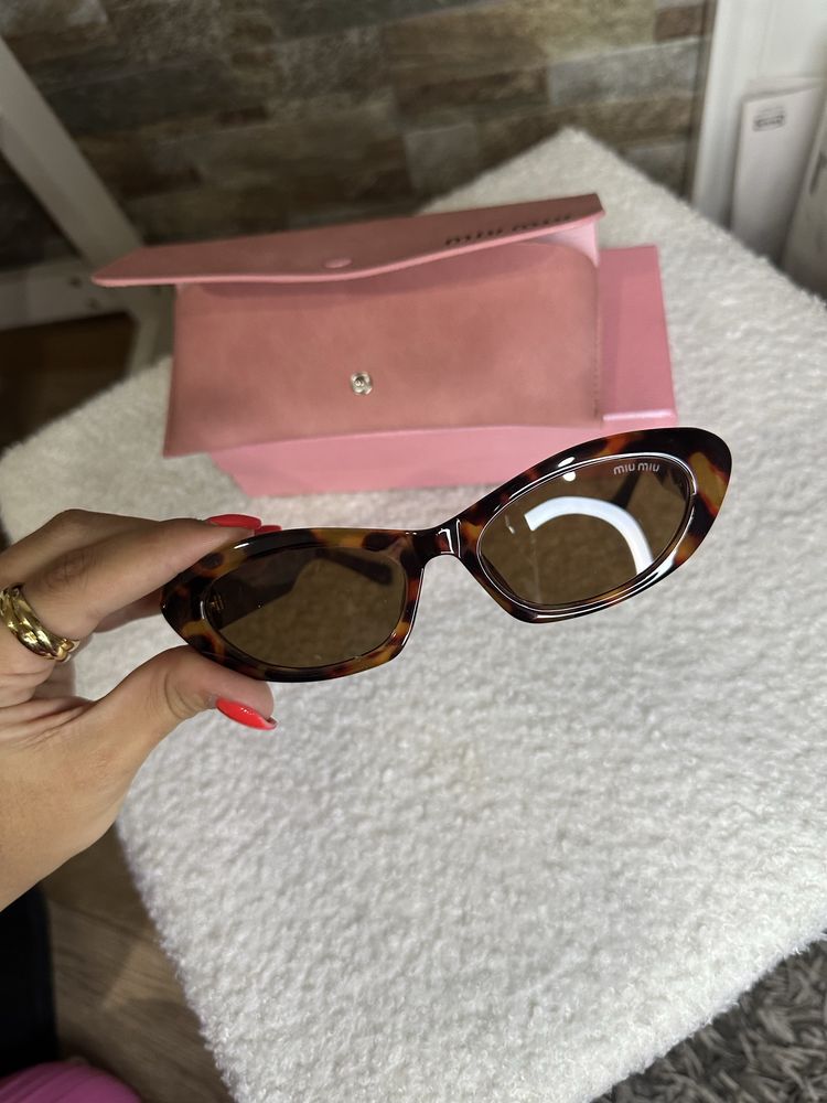 Oculos miu miu novos