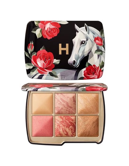 hourglass кінь horse