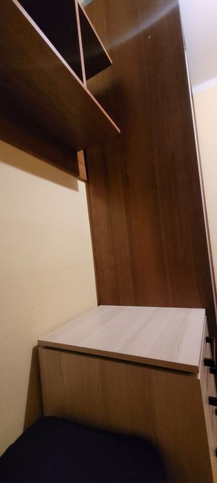 Szafa przesuwna + polka