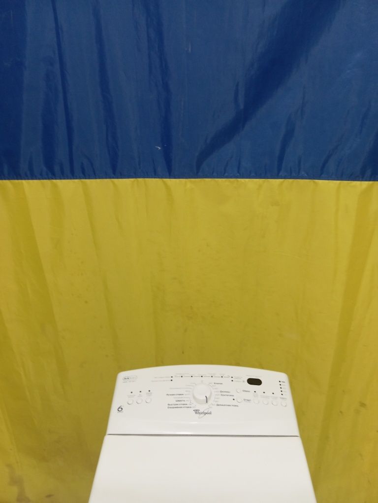 Стиральная машина Whirlpool на 6 кг AWE