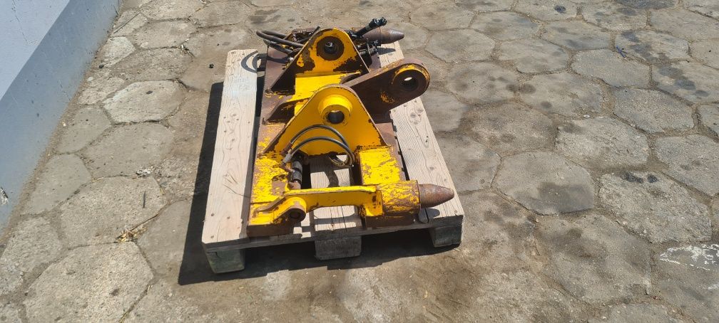 Adaptacja osprzętu ładowarka teleskopowa JCB 536